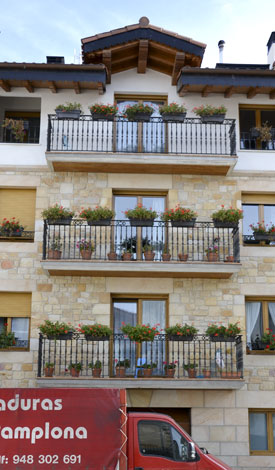 Balcones elaborados mediante forja decorativa